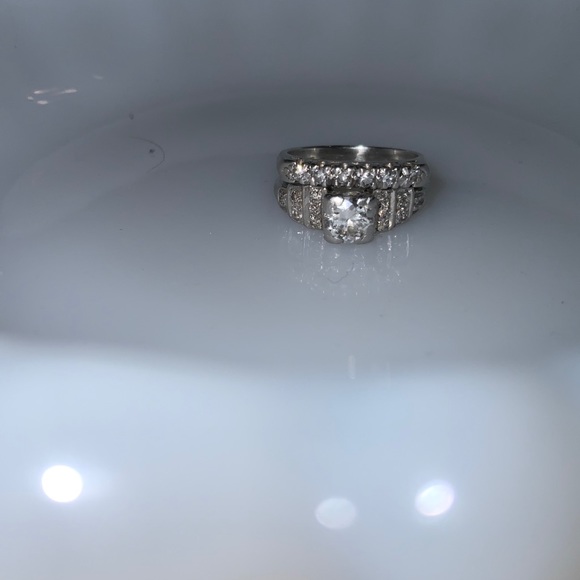Platinum iridium wedding set .75 karats - Picture 6 of 7